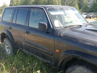 2003 Nissan Patrol V (Y61), чёрный, 800000 рублей, вид 4
