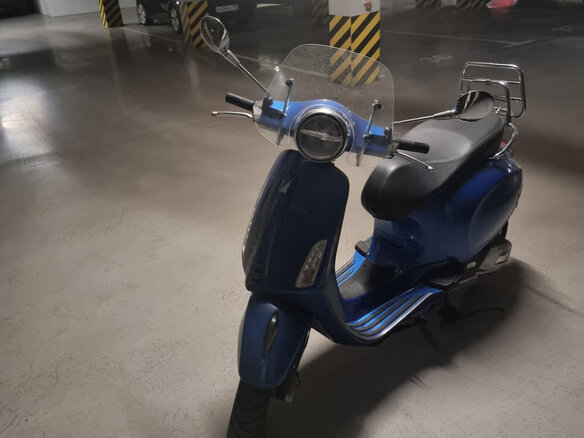 2021 Vespa Primavera, синий, 500000 рублей - вид 2