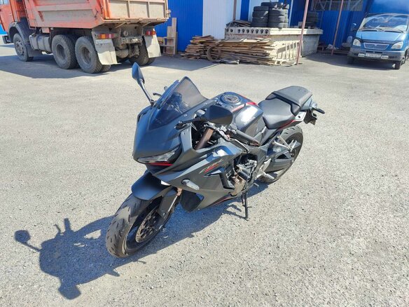 2019 Honda CBR 650R, чёрный, 930000 рублей - вид 4