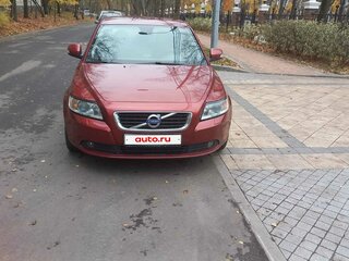 2010 Volvo S40 II Рестайлинг, красный, 1300000 рублей, вид 1