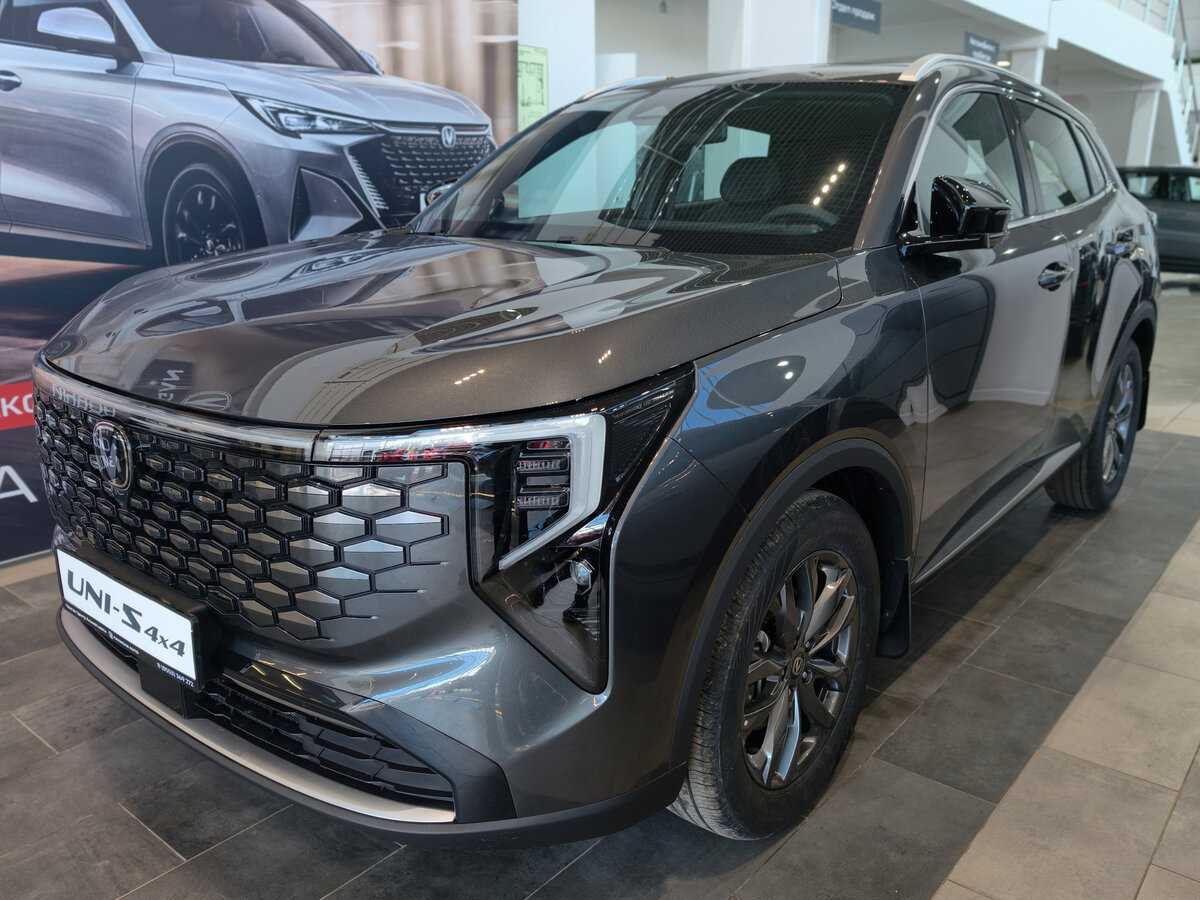 Открыть фотографии: Changan UNI-S I Рестайлинг