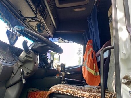 2004 Scania 4-Series, белый, 1700000 рублей, вид 3