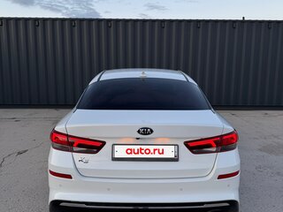 2019 Kia K5 II, белый, 2000000 рублей, вид 1