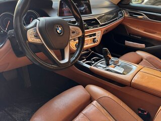2016 BMW 7 серии Long 750Li xDrive VI (G11/G12), белый, 3100000 рублей, вид 4