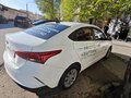 2020 Hyundai Solaris II, белый, 1600000 рублей - вид 2