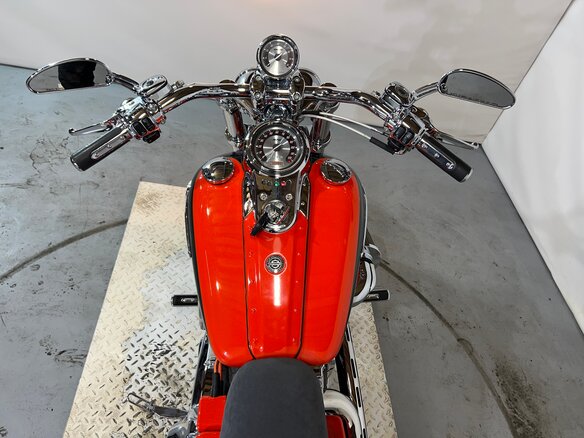 2009 Harley-Davidson CVO, красный, 2100000 рублей - вид 25