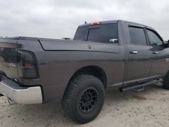 2015 Dodge RAM IV (DS/DJ), серый, 2350000 рублей - вид 3