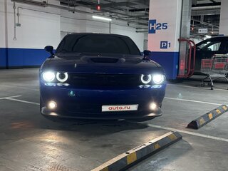2022 Dodge Challenger III Рестайлинг 2, синий, 5900000 рублей, вид 4