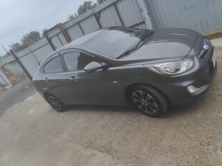 2011 Hyundai Solaris I, серый, 700000 рублей, вид 5