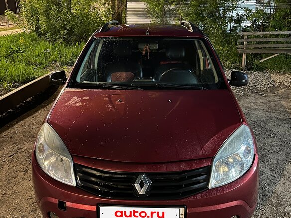 2012 Renault Sandero I, красный, 530000 рублей - вид 1