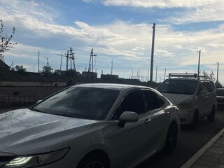 2018 Toyota Camry VIII (XV70), белый, 2500000 рублей, вид 5