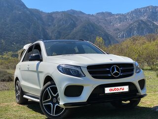 2017 Mercedes-Benz GLE 400 9G-Tronic I (W166), белый, 5200000 рублей, вид 1