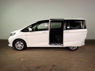 2021 Honda Freed II Рестайлинг, чёрный, 1550000 рублей, вид 5