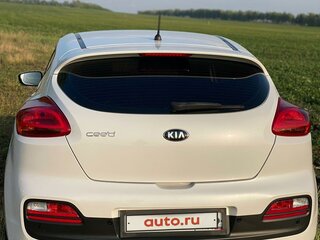 2015 Kia Ceed II, белый, 1090000 рублей, вид 3