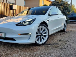 2021 Tesla Model 3 Long Range I, белый, 3970000 рублей, вид 4