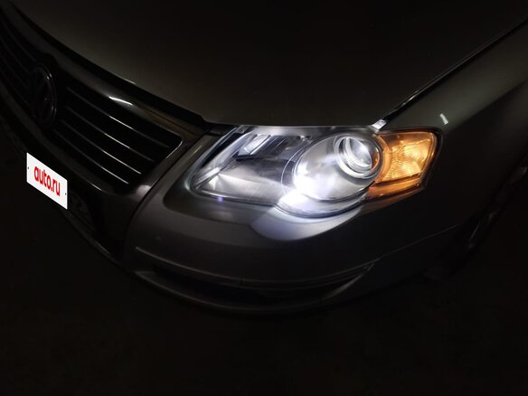 2010 Volkswagen Passat B6, серебристый, 870000 рублей - вид 15