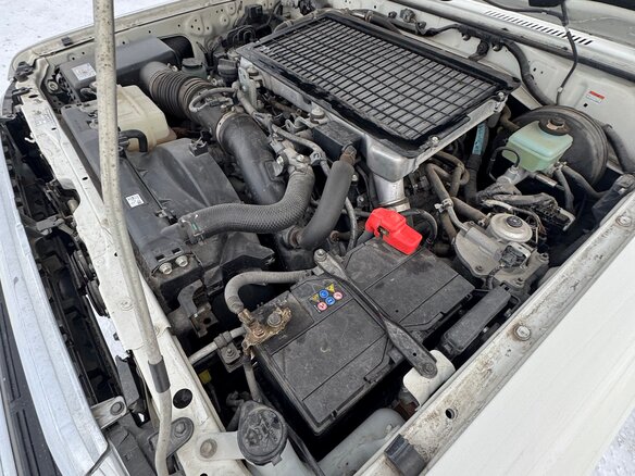 2017 Toyota Land Cruiser 79 70 Series Рестайлинг 1, белый, 6700000 рублей - вид 6