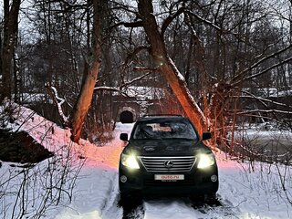 2009 Lexus LX 570 III, чёрный, 3000000 рублей, вид 2