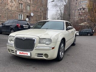 2004 Chrysler 300C I, белый, 1450000 рублей, вид 3