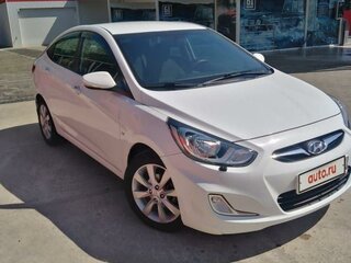 2012 Hyundai Solaris I, белый, 870000 рублей, вид 4