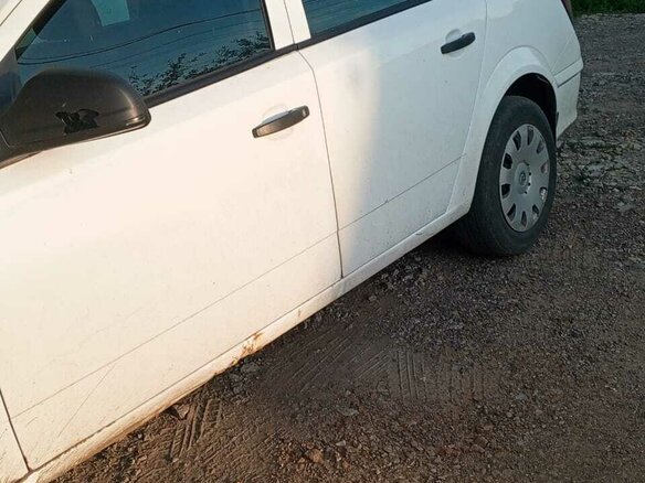 2013 Opel Astra H Рестайлинг, белый, 750000 рублей - вид 3