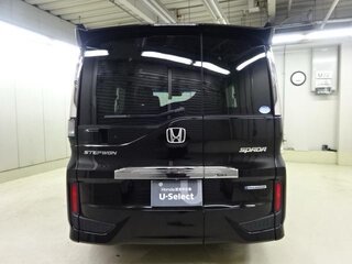 2018 Honda Stepwgn Spada V Рестайлинг, чёрный, 1890000 рублей, вид 3