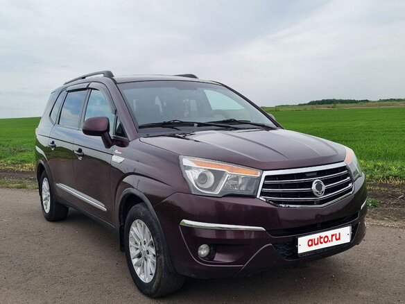 2013 SsangYong Stavic, фиолетовый, 1490000 рублей - вид 9