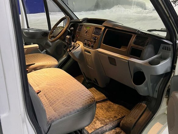 2006 Ford Transit, белый, 1100000 рублей - вид 9