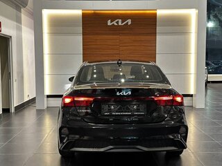 2025 Kia Cerato IV Рестайлинг, чёрный, 3264900 рублей, вид 5