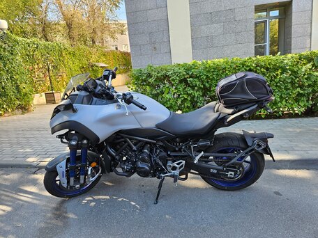 2020 Yamaha Niken, серый, 1100000 рублей, вид 3