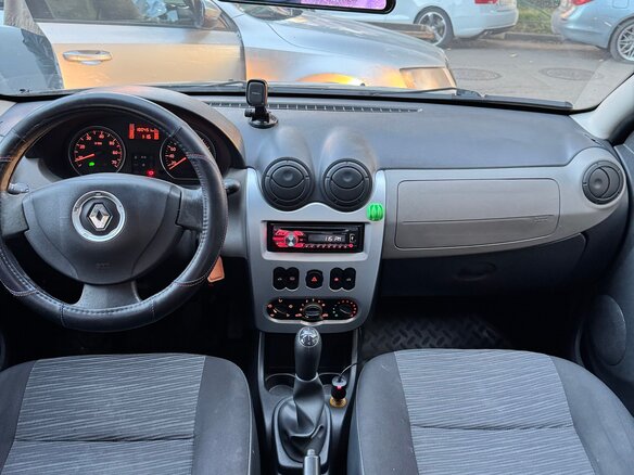 2010 Renault Sandero I, серый - вид 12