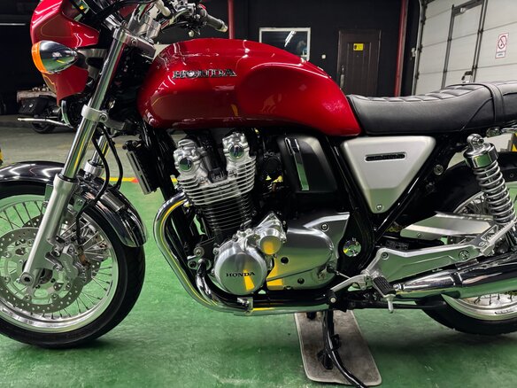 2017 Honda CB 1100, красный, 1250000 рублей - вид 9