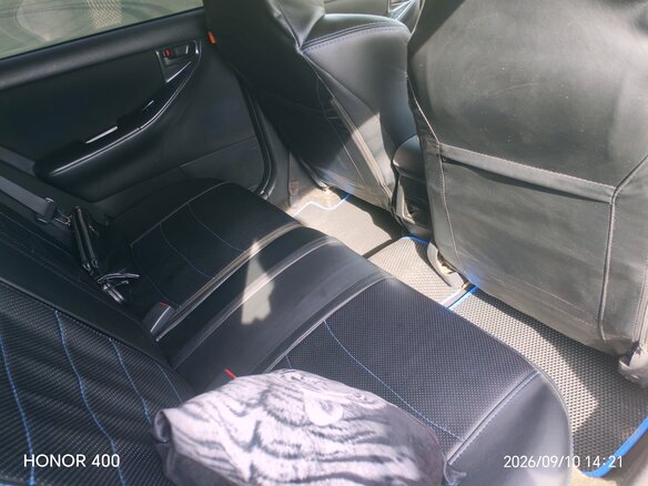 2003 Toyota Corolla Runx IX (E120, E130), серый, 530000 рублей - вид 19