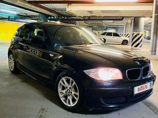 2008 BMW 1 серии 116i I (E81/E82/E87/E88) Рестайлинг, чёрный, 850000 рублей, вид 2