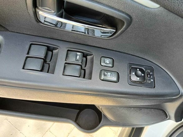 2012 Mitsubishi ASX I Рестайлинг, белый, 1180000 рублей - вид 10