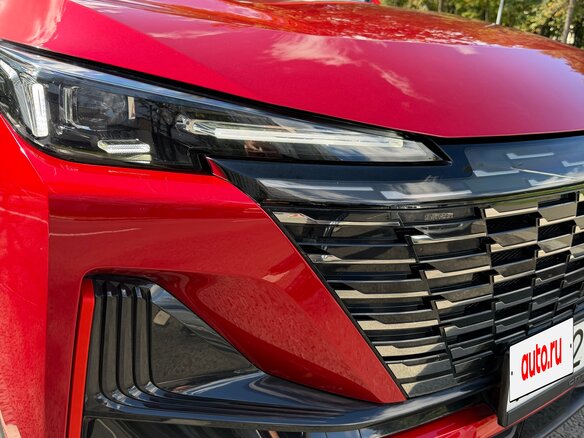 2024 Changan UNI-S I, красный, 2245000 рублей - вид 12