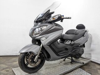 2013 Suzuki Burgman (SkyWave) 650, серебристый, 639000 рублей, вид 1