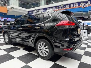 2023 Nissan X-Trail III Рестайлинг, чёрный, 1790000 рублей, вид 5