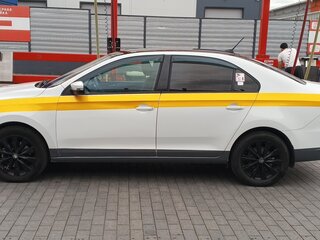 2021 Volkswagen Polo VI, белый, 900000 рублей, вид 2