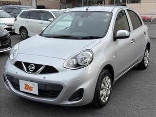 2022 Nissan March IV (K13) Рестайлинг, серебристый, 780000 рублей, вид 3