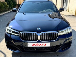 2022 BMW 5 серии Long 525Li VII (G30/G31/G38) Рестайлинг, синий, 4600000 рублей, вид 4