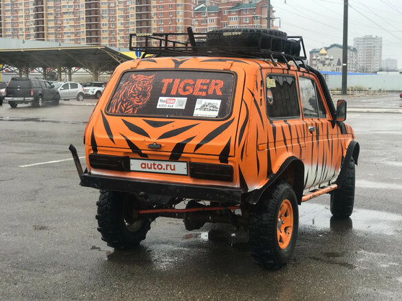 1990 Lada (ВАЗ) 2121 (4x4) I, оранжевый - вид 6