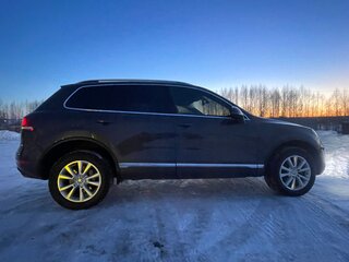 2011 Volkswagen Touareg II, чёрный, 1930000 рублей, вид 2