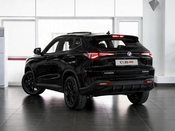 2026 Changan CS35 Max, чёрный - вид 1