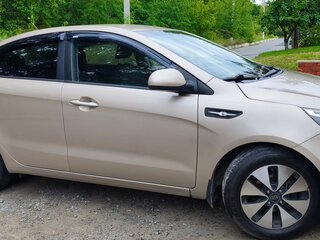 2013 Kia Rio 4-speed III, бежевый, 790000 рублей, вид 4