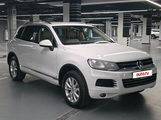 2013 Volkswagen Touareg II, белый, 2550000 рублей, вид 3