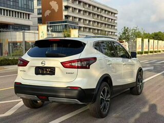 2022 Nissan Qashqai II Рестайлинг, белый, 1644000 рублей, вид 4