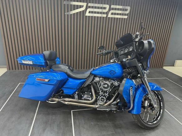 2018 Harley-Davidson Street Glide, синий, 1398000 рублей - вид 3
