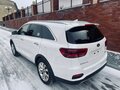 2017 Kia Sorento III Prime Рестайлинг, белый, 2950000 рублей - вид 7