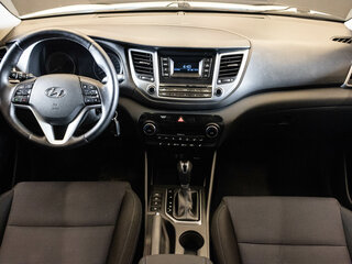 2017 Hyundai Tucson III, белый, 1849000 рублей, вид 5